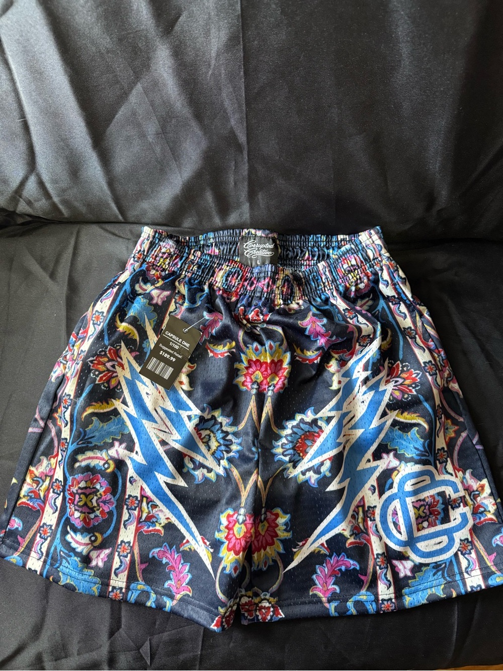 New Corrupted Creative Concert/Graphic Floral Lightning Athletic Shorts Size L